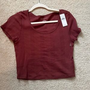 red fitted cropped (little bit) shirt